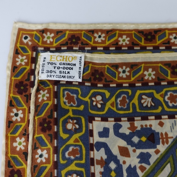 Vintage ECHO scarf - Picture 2 of 9